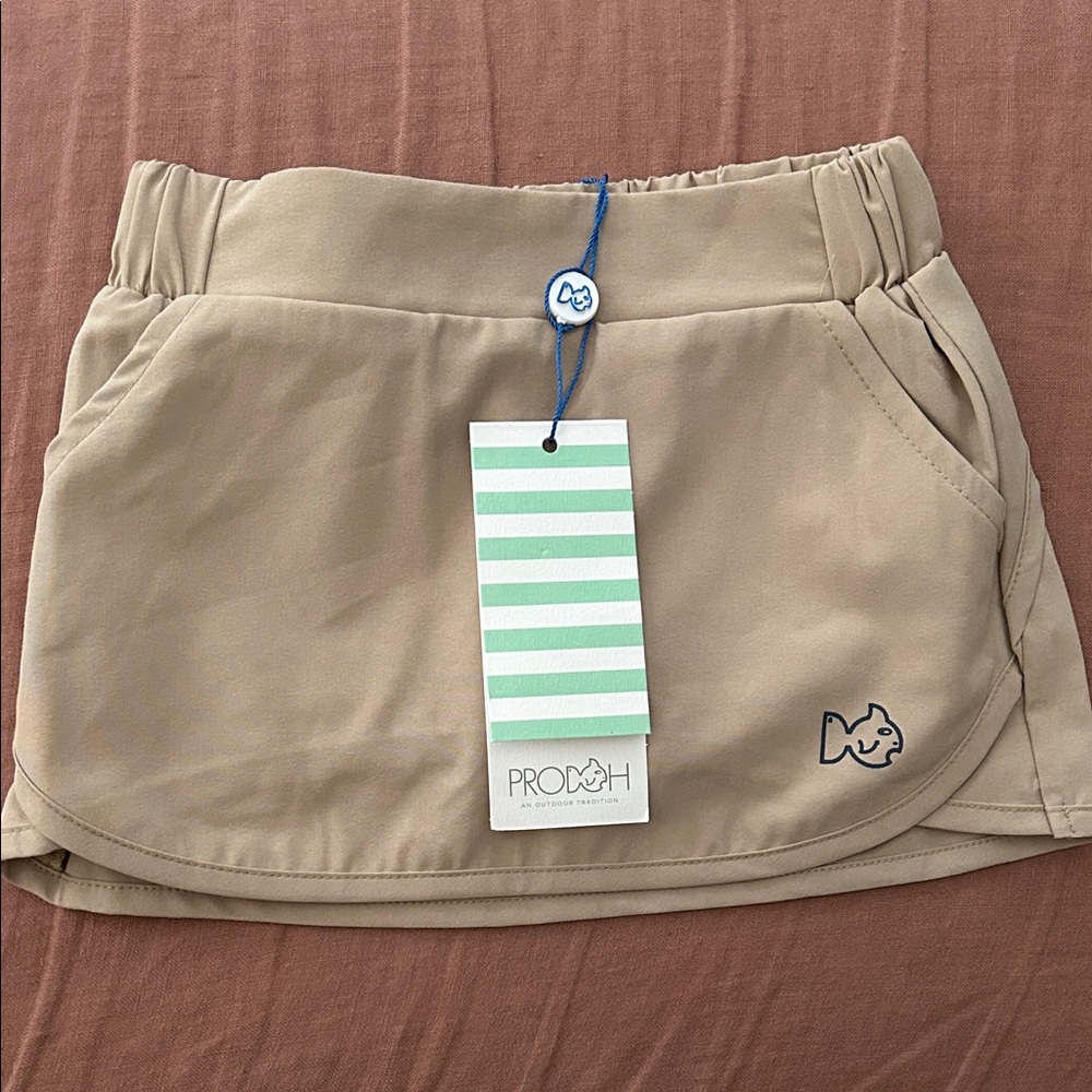 NWT Prodoh Toddler Beige Carolina Catch Active Skort